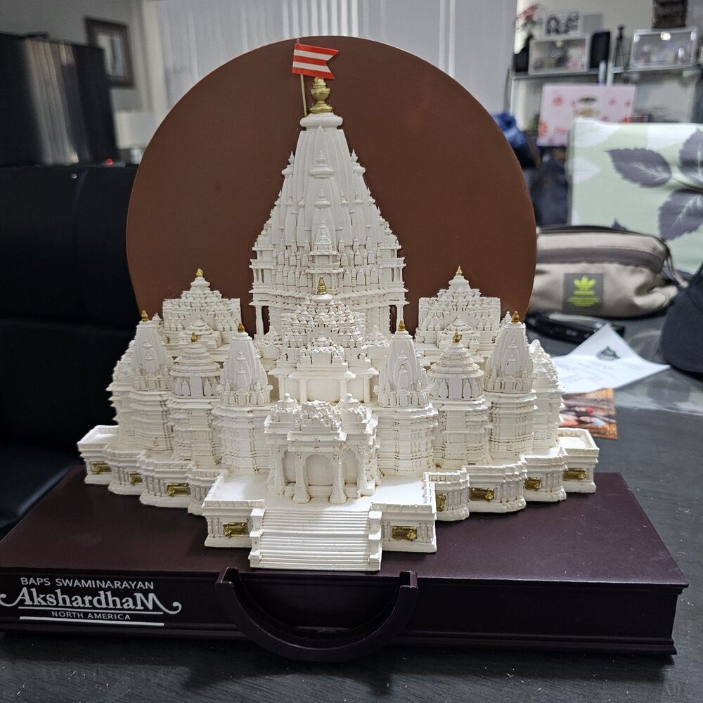 BAPS Swaminarayan Akshardham North America Temple Replica Model Open Box NEW